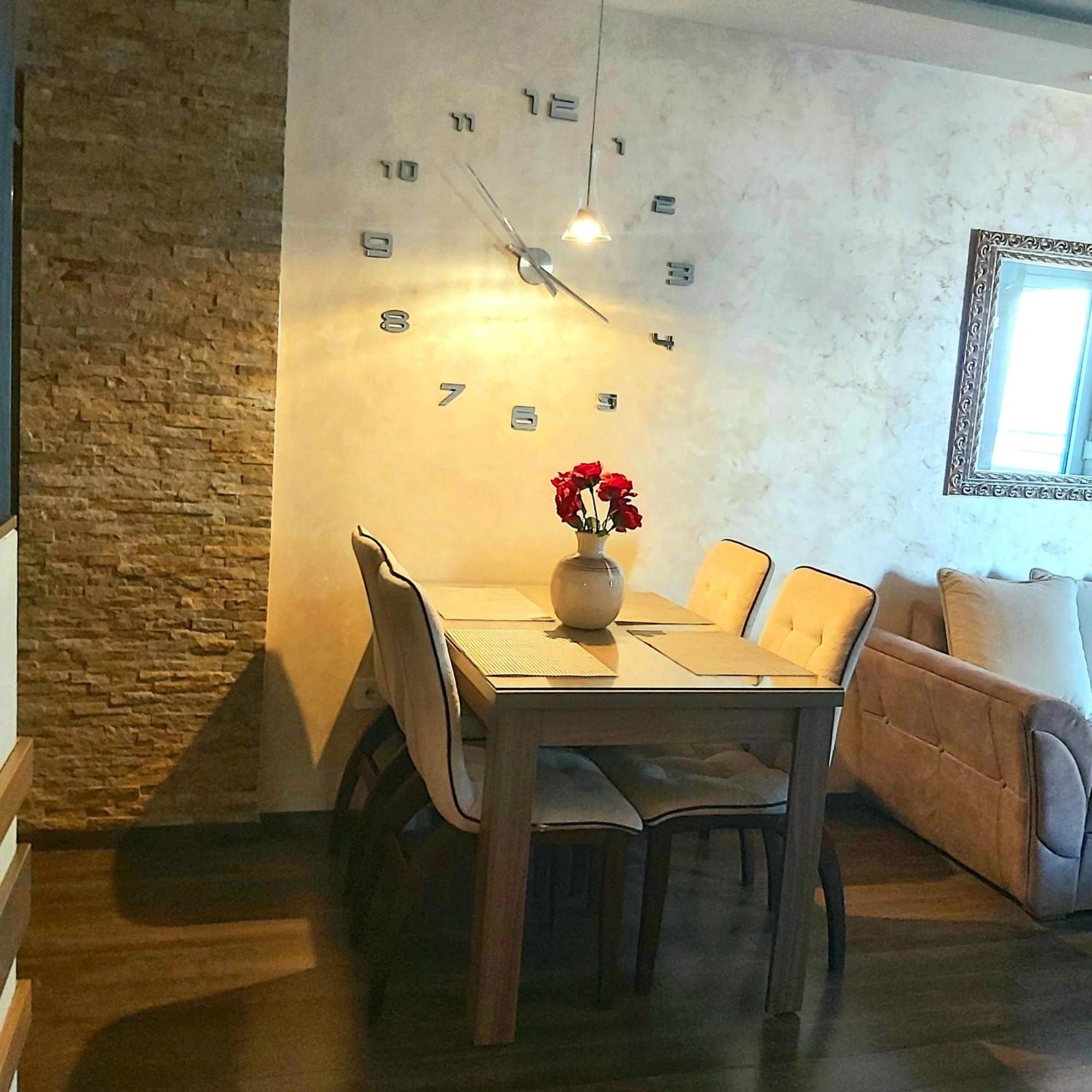 Apartmani Eleganza&La Vista Novi Sad Exterior foto